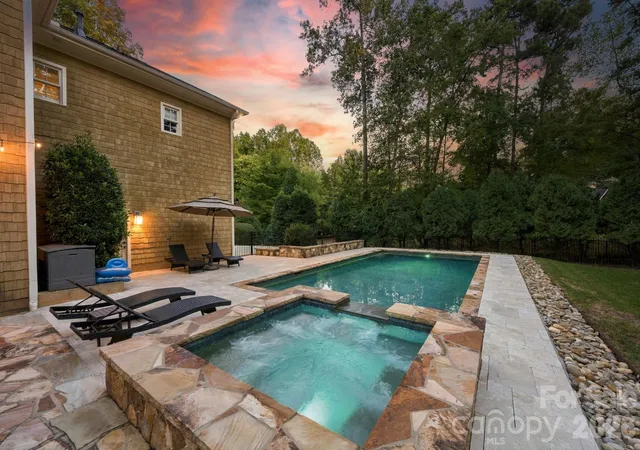 Photo 1 of Single family home for sale at 125 Dedham Loop, Mooresville, NC 28117 | MLS# 4432254 | Listing updated on 2026-10-09
