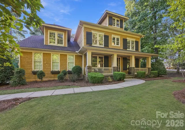 Photo 4 of Single family home for sale at 125 Dedham Loop, Mooresville, NC 28117 | MLS# 4432254 | Listing updated on 2026-10-09