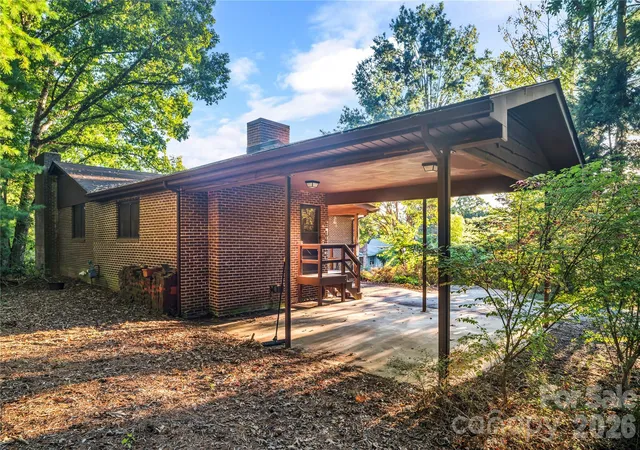 Photo 4 of Single family home for sale at 9 Fullam Dr, Arden, NC 28704 | MLS# 4432265 | Listing updated on 2026-10-09