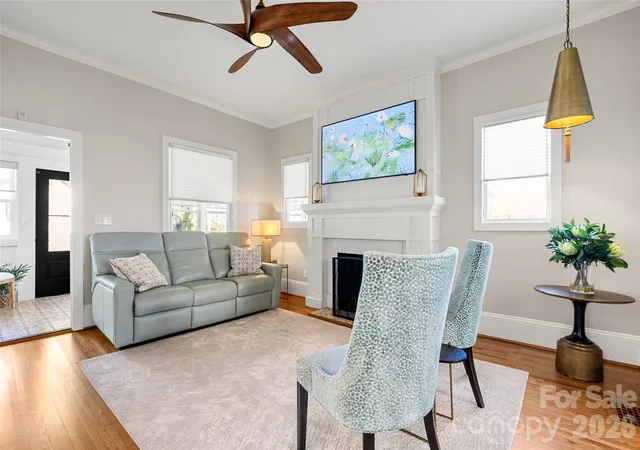 Photo 3 of Single family home for sale at 133 W Glendale Ave, Mount Holly, NC 28120 | MLS# 4432275 | Listing updated on 2026-10-28