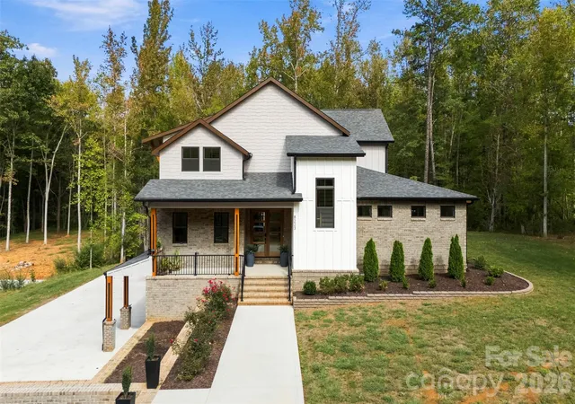Single family home for sale at 8223 Max Meadows Dr, Charlotte, NC 28227 | MLS# 4432295