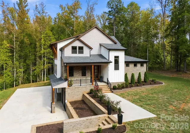 Photo 2 of Single family home for sale at 8223 Max Meadows Dr, Charlotte, NC 28227 | MLS# 4432295 | Listing updated on 2026-10-07