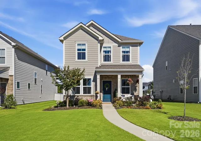 Photo 1 of Single family home for sale at 15506 Parkside Xing Dr, Charlotte, NC 28278 | MLS# 4432312 | Listing updated on 2026-10-23