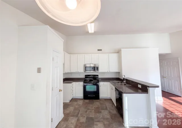 Photo 2 of Single family home for sale at 223 Gumtree Dr, Kannapolis, NC 28083 | MLS# 4432313 | Listing updated on 2026-10-08