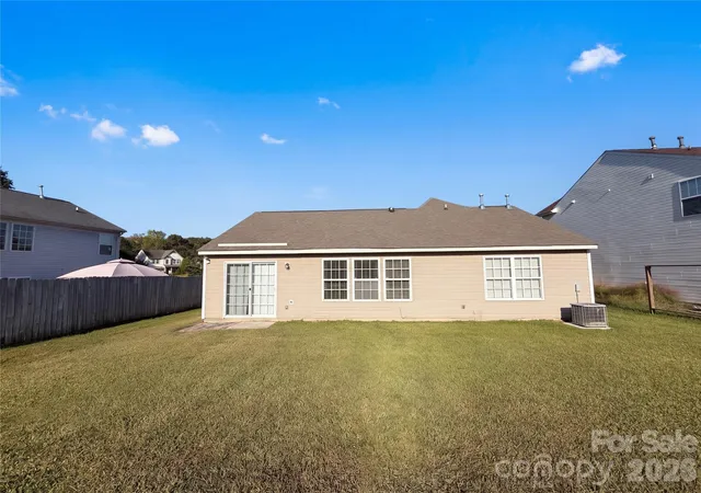 Photo 4 of Single family home for sale at 223 Gumtree Dr, Kannapolis, NC 28083 | MLS# 4432313 | Listing updated on 2026-10-08