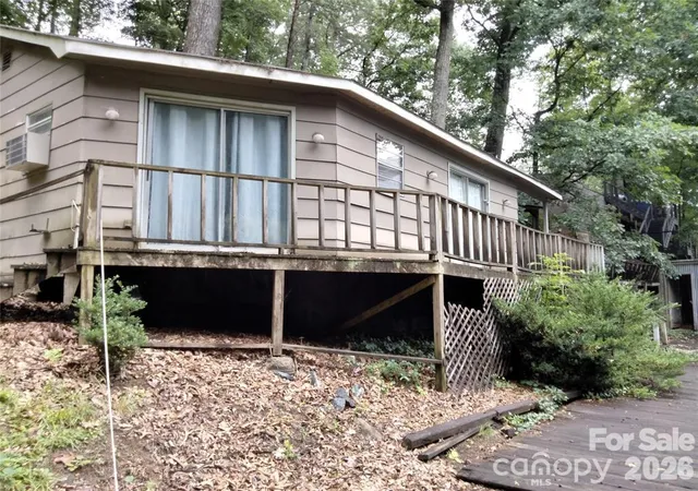 Photo 3 of Single family home for sale at 127 Rock Crst Cvs, Lake Lure, NC 28746 | MLS# 4432314 | Listing updated on 2026-10-08