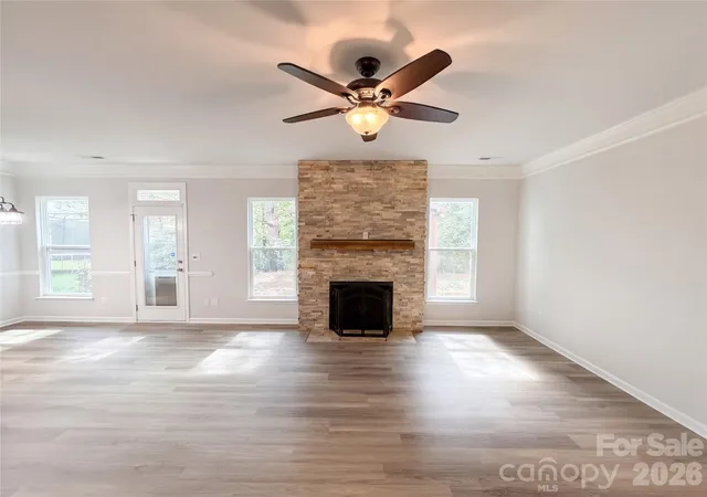 Photo 3 of Single family home for sale at 4014 Northerly Is Ct, Gastonia, NC 28056 | MLS# 4432339 | Listing updated on 2026-10-09
