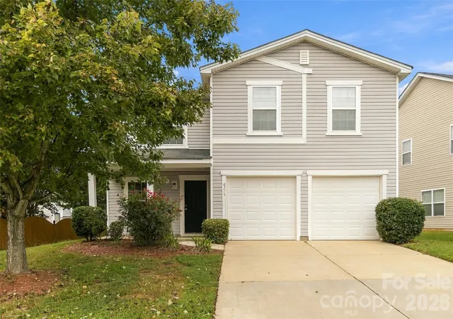 Single family home for sale at 6215 Woodland Cmns Dr, Charlotte, NC 28269 | MLS# 4432348