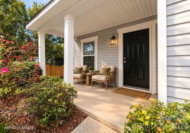 Photo 1 of Single family home for sale at 6215 Woodland Cmns Dr, Charlotte, NC 28269 | MLS# 4432348 | Listing updated on 2026-10-07