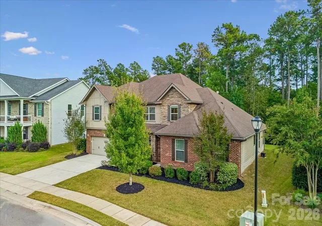 Photo 3 of Single family home for sale at 1219 Arges River Dr, Fort Mill, SC 29715 | MLS# 4432365 | Listing updated on 2026-10-20