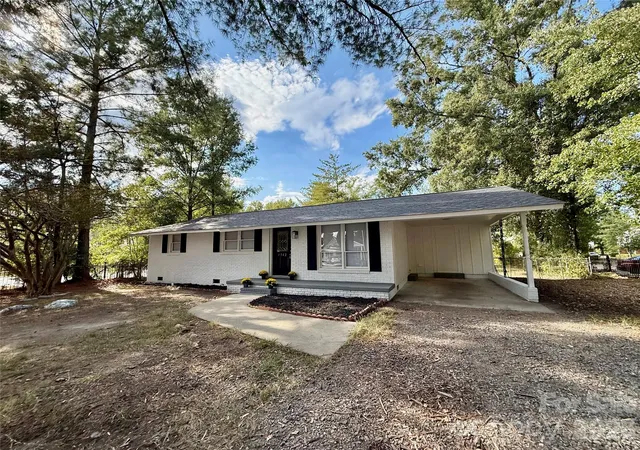 Photo 3 of Single family home for sale at 1342 Mccullough St, Rock Hill, SC 29730 | MLS# 4432366 | Listing updated on 2026-10-08