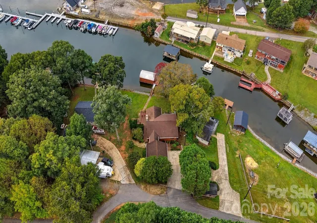 Photo 3 of Single family home for sale at 128 Mull Dr, Taylorsville, NC 28681 | MLS# 4432367 | Listing updated on 2026-10-11