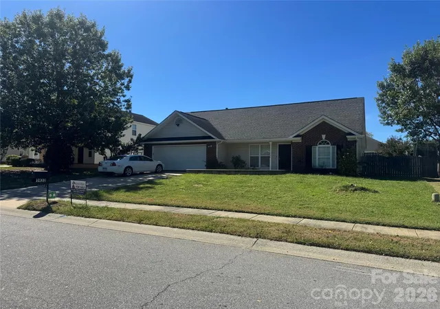 Photo 1 of Single family home for sale at 1433 Winthrop Ln, Monroe, NC 28110 | MLS# 4432374 | Listing updated on 2026-10-16