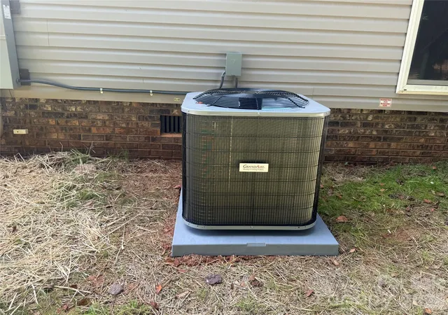 Photo 3 of Single family home for sale at 1810 Kingston Rd, Kingstown, NC 28150 | MLS# 4432376 | Listing updated on 2026-10-08
