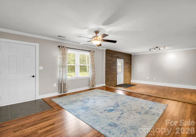 Photo 3 of Single family home for sale at 112 Roseborough Rd, Grover, NC 28073 | MLS# 4432378 | Listing updated on 2026-10-08