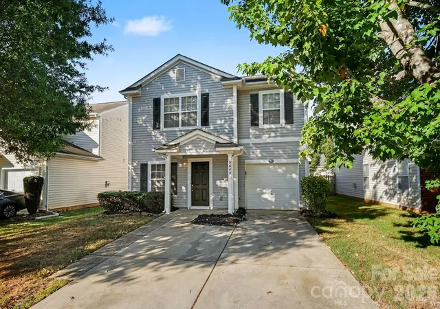 Photo 1 of Single family home for sale at 3642 Charterhall Ln, Charlotte, NC 28215 | MLS# 4432381 | Listing updated on 2026-10-14