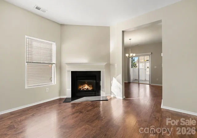 Photo 4 of Single family home for sale at 3642 Charterhall Ln, Charlotte, NC 28215 | MLS# 4432381 | Listing updated on 2026-10-14