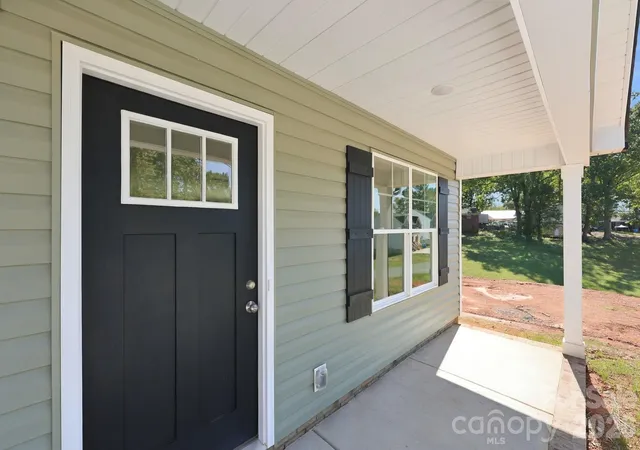Photo 3 of Single family home for sale at 808 4th Street, Albemarle, NC 28001 | MLS# 4432385 | Listing updated on 2026-10-16