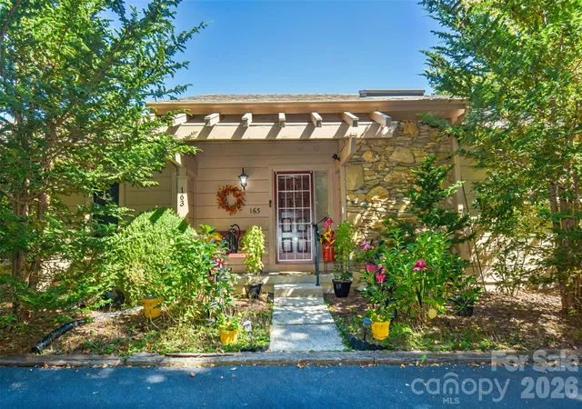 Photo 1 of Condo for sale at 163 Country Ridge Rd, Hendersonville, NC 28739 | MLS# 4432394 | Listing updated on 2026-10-09