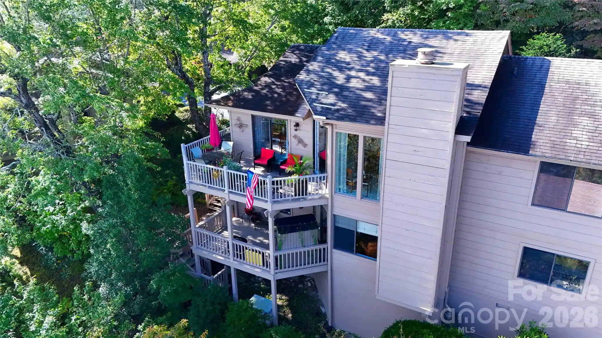 Listing Photo 37 - Condo for sale in 163 Country Ridge Rd located at 163 Country Ridge Rd, Hendersonville, NC 28739 - Unit 163 Country Ridge Rd