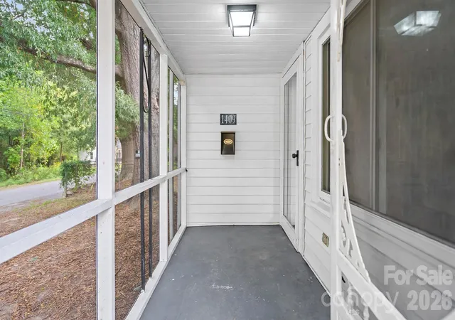 Photo 2 of Single family home for sale at 1409 Essex St, Gastonia, NC 28052 | MLS# 4432399 | Listing updated on 2026-10-07