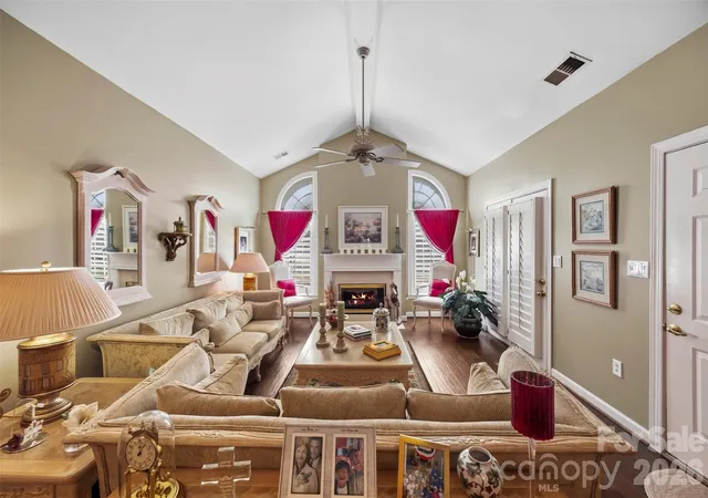 Listing Photo 5 - Condo for sale in building located at 8306 Olde Troon Dr, Charlotte, NC 28277