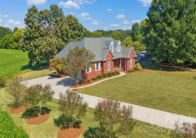 Photo 3 of Single family home for sale at 3517 Zebulon Williams Rd, Monroe, NC 28110 | MLS# 4432409 | Listing updated on 2026-10-10