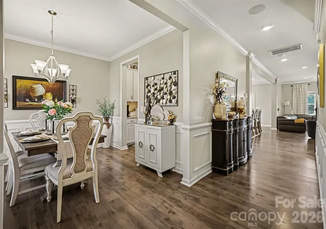 Photo 3 of Single family home for sale at 122 Divot Ln, Statesville, NC 28677 | MLS# 4432412 | Listing updated on 2026-10-19