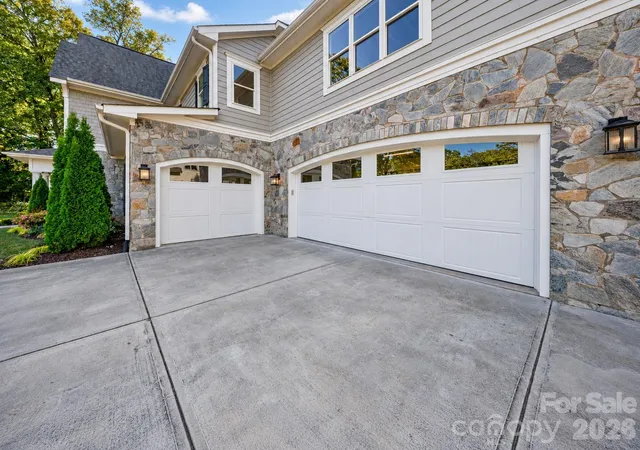 Photo 1 of Single family home for sale at 3416 Little Hope Rd, Charlotte, NC 28209 | MLS# 4432413 | Listing updated on 2026-10-29