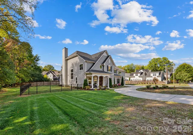Photo 2 of Single family home for sale at 3416 Little Hope Rd, Charlotte, NC 28209 | MLS# 4432413 | Listing updated on 2026-10-29