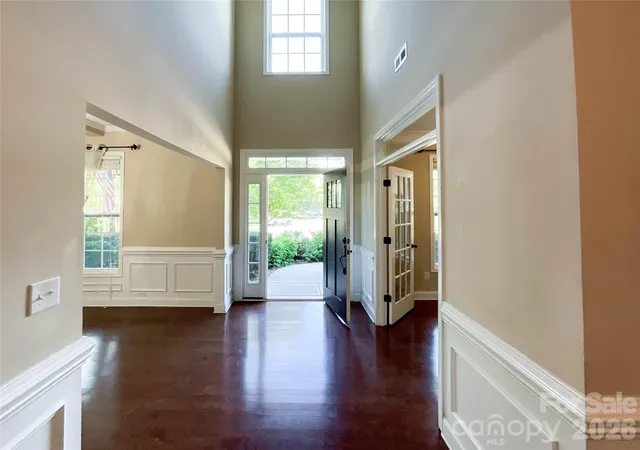 Photo 3 of Single family home for sale at 7527 Snowbird Ct, Mint Hill, NC 28227 | MLS# 4432418 | Listing updated on 2026-10-08