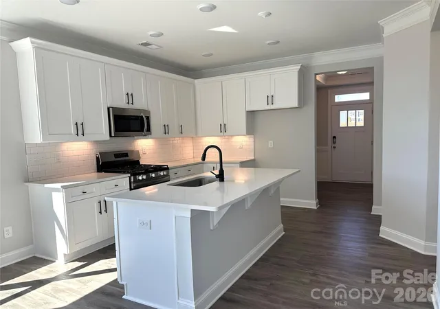 Photo 3 of Townhouse for sale at 109 Pull Ln, Troutman, NC 28166 | MLS# 4432420 | Listing updated on 2026-10-07