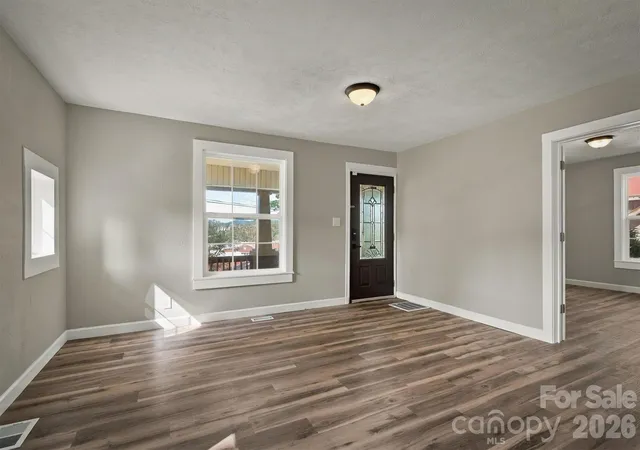 Photo 3 of Single family home for sale at 1203 Spainhour St, Lenoir, NC 28645 | MLS# 4432423 | Listing updated on 2026-10-08