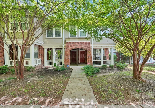Photo 1 of Condo for sale at 606 9th Street, Charlotte, NC 28202 | MLS# 4432424 | Listing updated on 2026-10-30