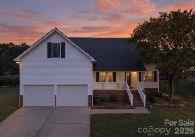 Single family home for sale at 108 Duval Ct, Mooresville, NC 28117 | MLS# 4432429