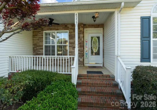 Photo 3 of Single family home for sale at 4053 Navajo Ct, Rock Hill, SC 29732 | MLS# 4432431 | Listing updated on 2026-10-16