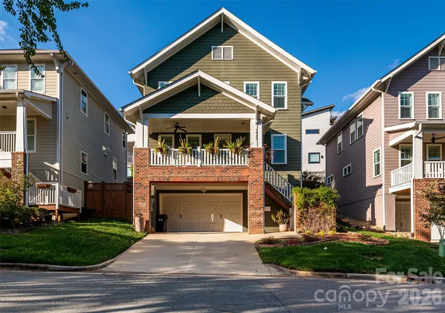 Single family home for sale at 1927 Hamorton Pl, Charlotte, NC 28205 | MLS# 4432432