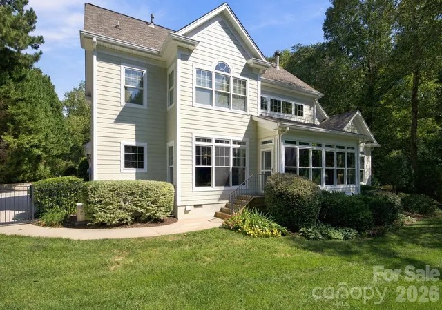 Photo 4 of Single family home for sale at 105 Alder Springs Ln, Mooresville, NC 28117 | MLS# 4432434 | Listing updated on 2026-10-29