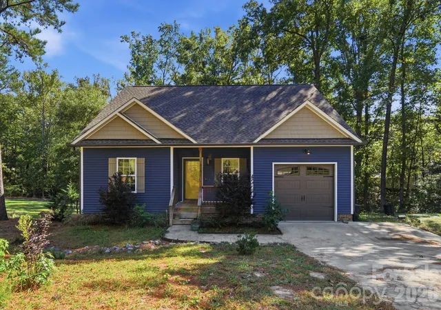 Photo 1 of Single family home for sale at 1534 Hathaway Dr, Rock Hill, SC 29730 | MLS# 4432448 | Listing updated on 2026-10-24