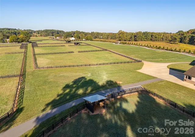 Photo 3 of Single family home for sale at 520 Lewis Farm Rd, Bessemer City, NC 28016 | MLS# 4432457 | Listing updated on 2026-10-13