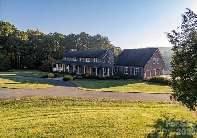 Photo 4 of Single family home for sale at 520 Lewis Farm Rd, Bessemer City, NC 28016 | MLS# 4432457 | Listing updated on 2026-10-13