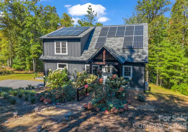 Photo 3 of Single family home for sale at 103 Garren Shady Way, Fairview, NC 28730 | MLS# 4432463 | Listing updated on 2026-10-08