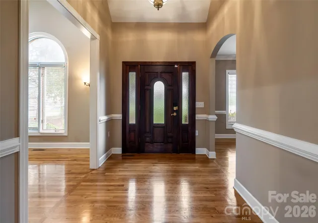 Photo 2 of Single family home for sale at 4943 Elmhurst Dr NE, Hickory, NC 28601 | MLS# 4432465 | Listing updated on 2026-10-27