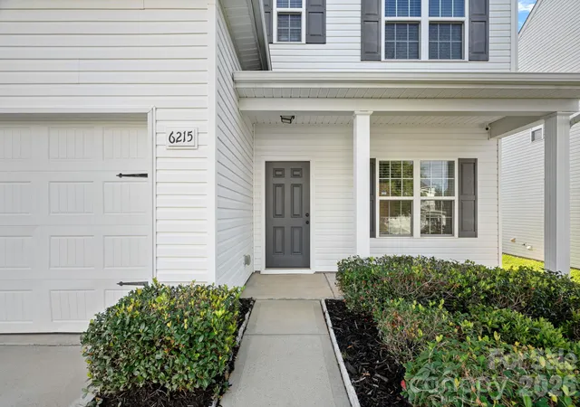 Photo 1 of Single family home for sale at 6215 Paw Village Rd, Charlotte, NC 28214 | MLS# 4432466 | Listing updated on 2026-10-07