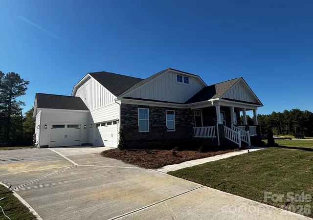 Photo 3 of Single family home for sale at 559 Cheryl Lynn Dr, Rock Hill, SC 29730 | MLS# 4432467 | Listing updated on 2026-10-15