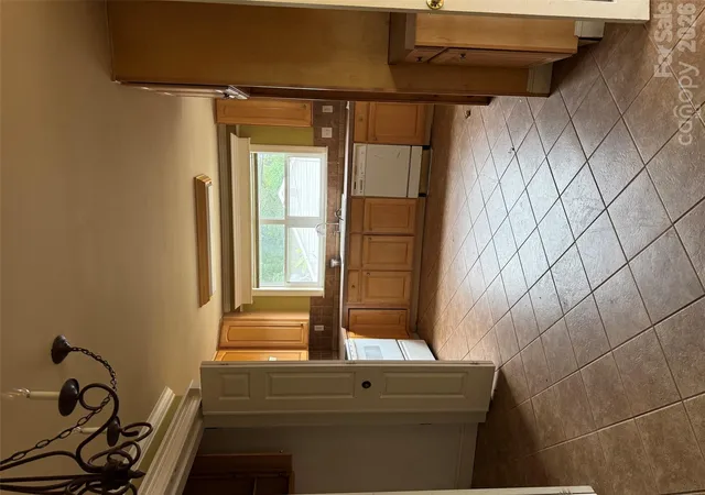 Photo 3 of Single family home for sale at 160 Stonewall Cir, Concord, NC 28027 | MLS# 4432478 | Listing updated on 2026-10-07