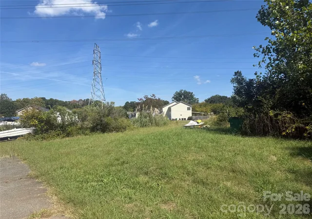 Photo 3 of Land for sale at 815 Oakdale Rd, Charlotte, NC 28216 | MLS# 4432494 | Listing updated on 2026-10-08