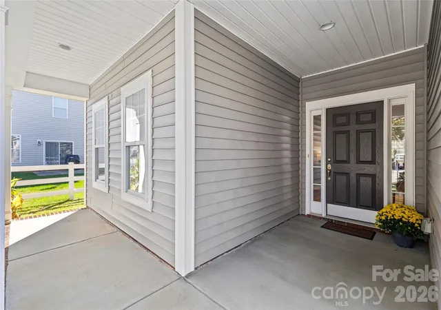 Photo 4 of Single family home for sale at 5003 Symphony Ln, Indian Trail, NC 28079 | MLS# 4432505 | Listing updated on 2026-10-10
