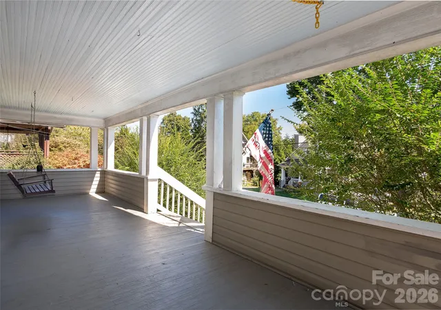 Photo 3 of Single family home for sale at 33 Madeline Ave, Asheville, NC 28806 | MLS# 4432516 | Listing updated on 2026-10-08