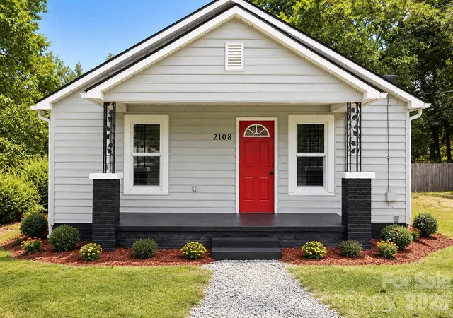 Photo 1 of Single family home for sale at 2108 Brantley Rd, Kannapolis, NC 28083 | MLS# 4432530 | Listing updated on 2026-10-22